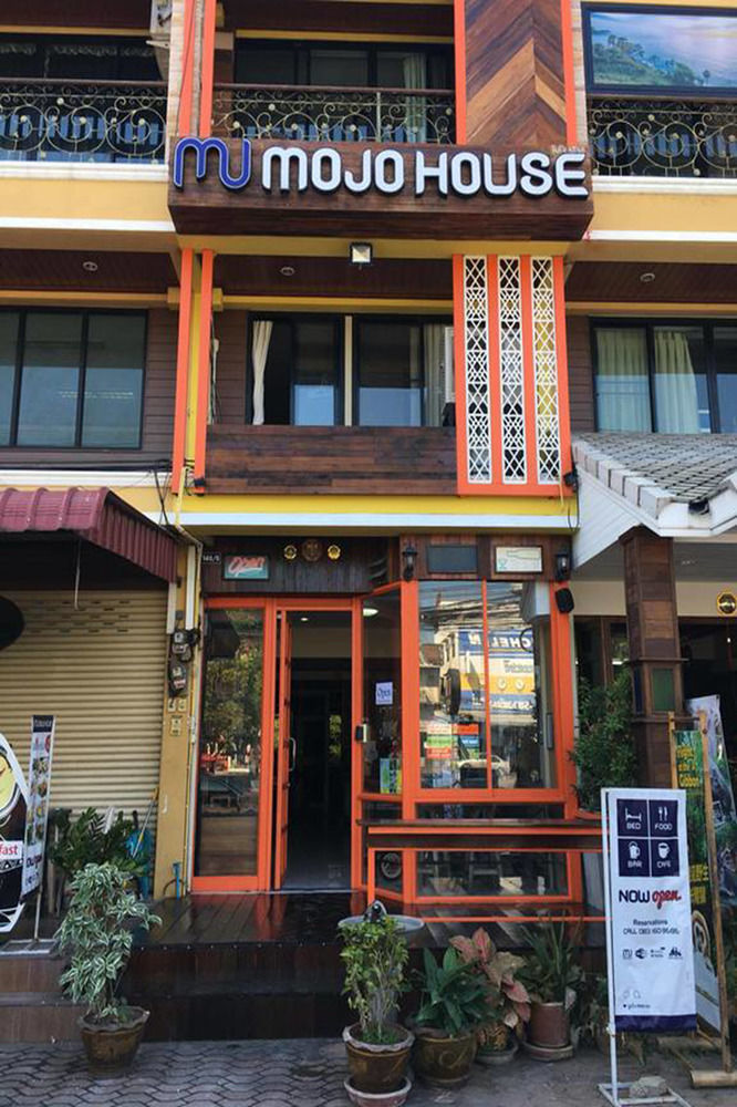 A Pousada Mojo House Chiang Mai Exterior foto